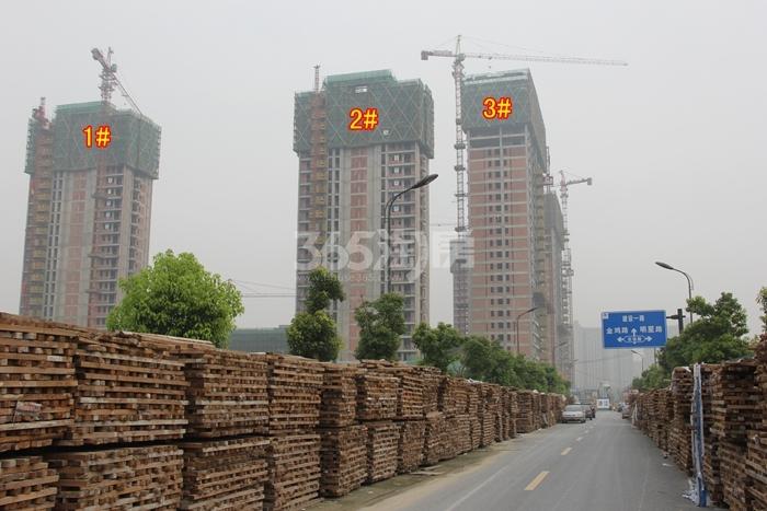 萧山宝龙城市广场1—3号楼施工进度 2015年6月摄